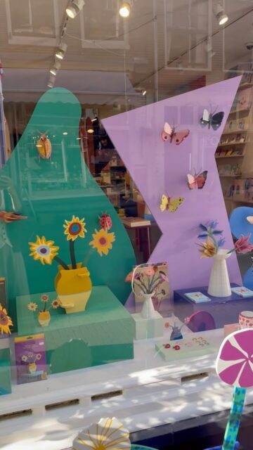 It might be rainy in Amsterdam, but we’ll welcome you with sunshine! 🌞

Our store is open this weekend, with lots of new products waiting to be discovered.

Come by and say hi! ❤️